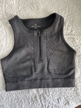 Arie OFFLINE zip front sports bra